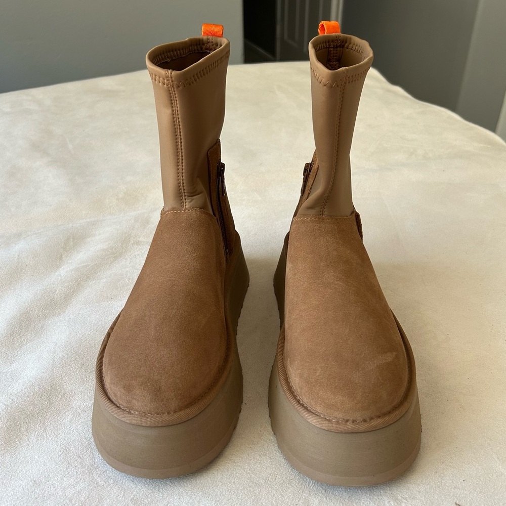 UGG CLASSIC DIPPER PLATFORM BOOT NWT - image 4
